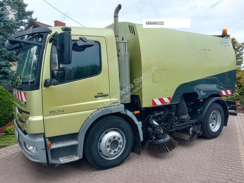 Silniční stroje Mercedes SK600 DUAL