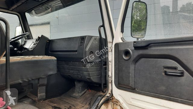 Silniční stroje Scania M  320PS