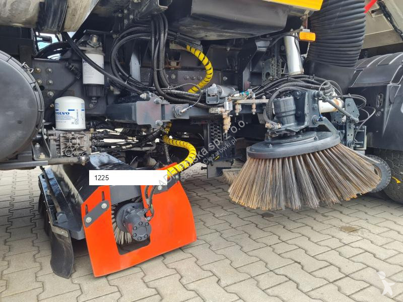 Silniční stroje Volvo Bucher CityFant 6000