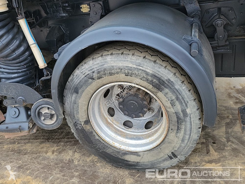 Utilaje pentru drumuri  LF220