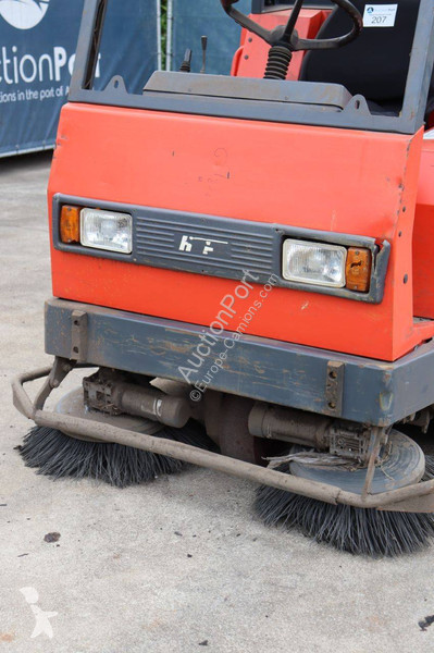 Silniční stroje Hako 1450E