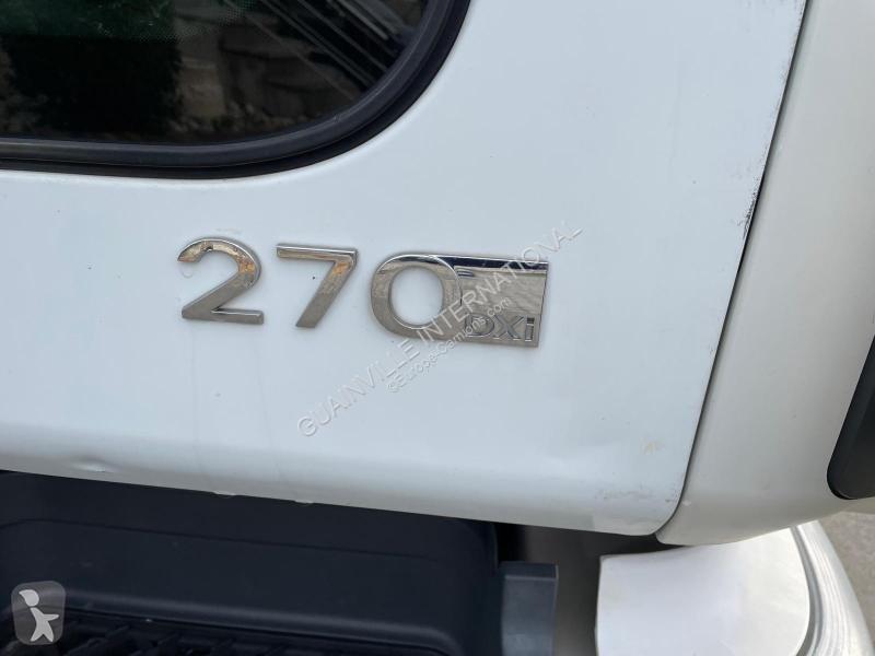 آلة لصيانة الطرق Renault 270 DXI