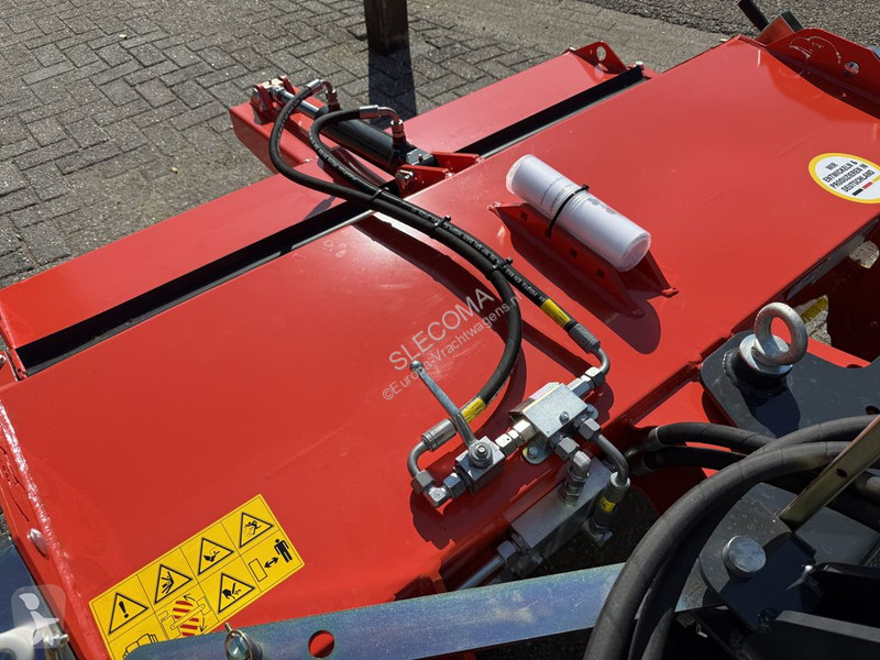 آلة لصيانة الطرق  K600-150 Veegmachine