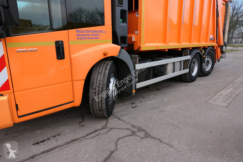 Engin de voirie Mercedes 2635 NGE-L62N Econic...