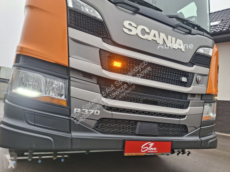 آلة لصيانة الطرق Scania Viajet 7 R/L H/HS