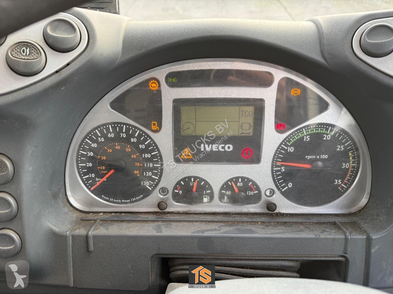 آلة لصيانة الطرق Iveco IVECO EUROCARGO 120E18 -...