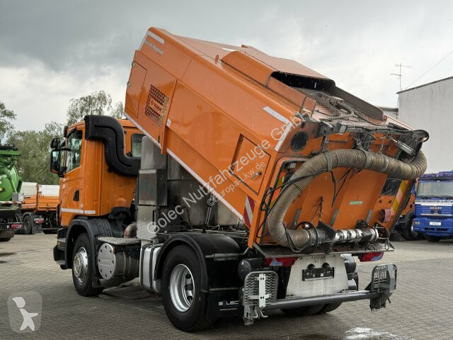 آلة لصيانة الطرق Scania G230 Kehrmaschine...