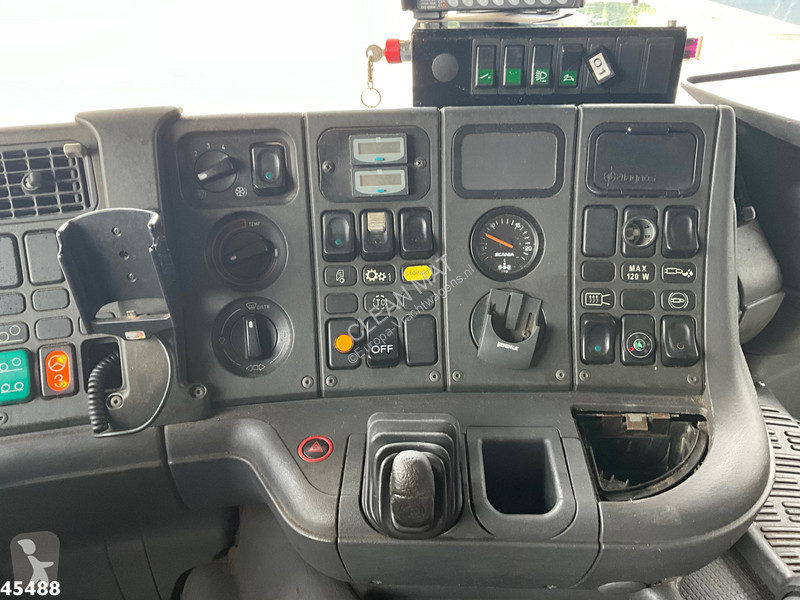 Engin de voirie Scania 230 VDK 20m³