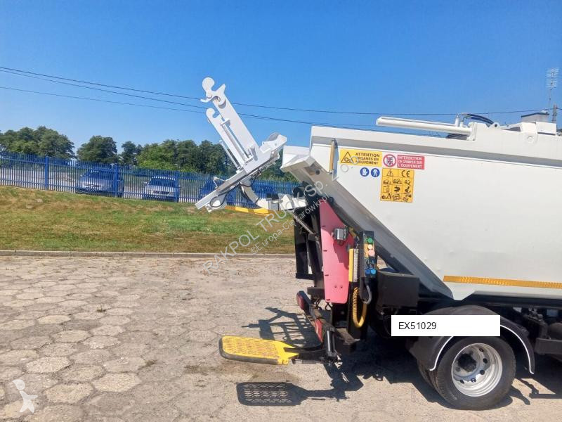 Engin de voirie Nissan NT400/ MODEL35.12...