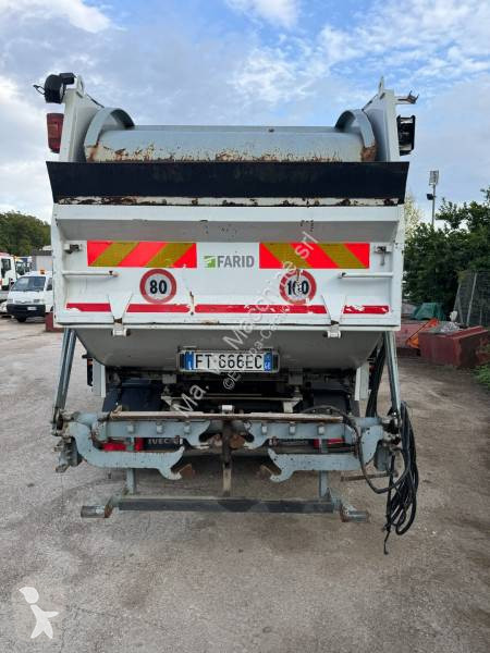 آلة لصيانة الطرق Iveco
