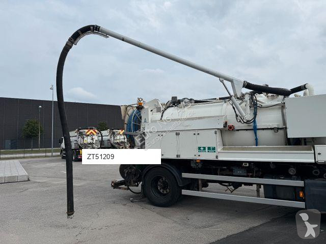 Maskine til vejarbejde  SCANIA P270 4x2...