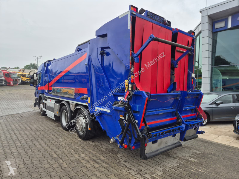 Engin de voirie Scania P340 LB 6X2*4 / JOAB...