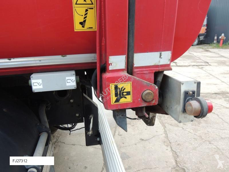 آلة لصيانة الطرق Scania P320