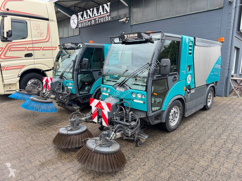 آلة لصيانة الطرق Hako 2200 Sweeper Kehrmaschine