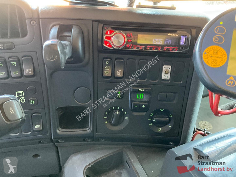 Vägmaskiner Scania P280 6x2 vuilniswagen met...