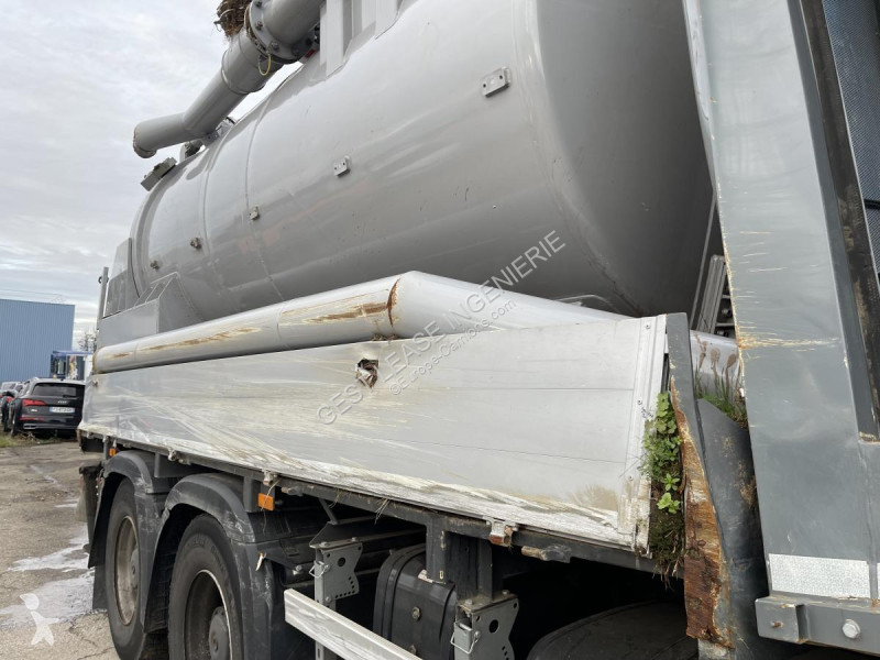 آلة لصيانة الطرق Mercedes  ACTROS 3343
