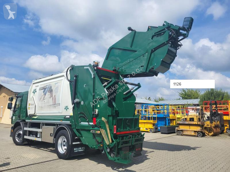 آلة لصيانة الطرق Volvo MF300 L200 15h25