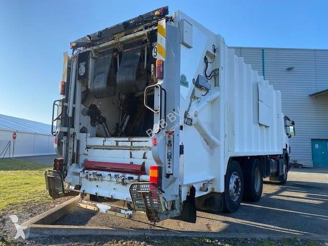 Engin de voirie Scania