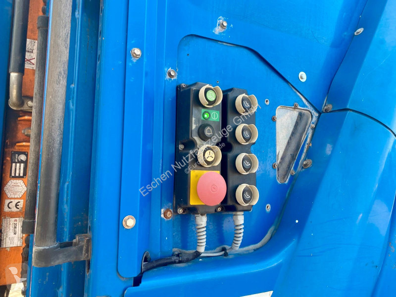 آلة لصيانة الطرق DAF 75310 FAN 6x2|...