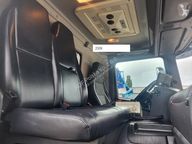 Engin de voirie Scania C337.5-6