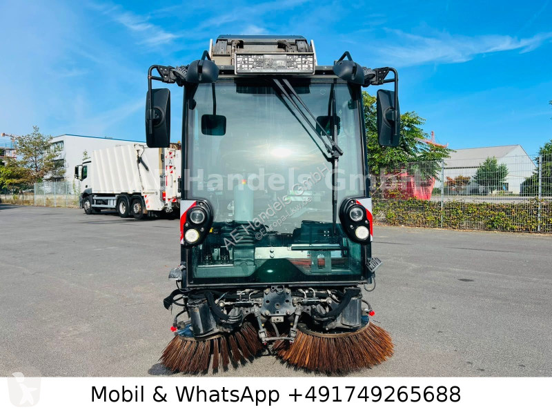 Engin de voirie  Mathieu Azura Flex MC210...