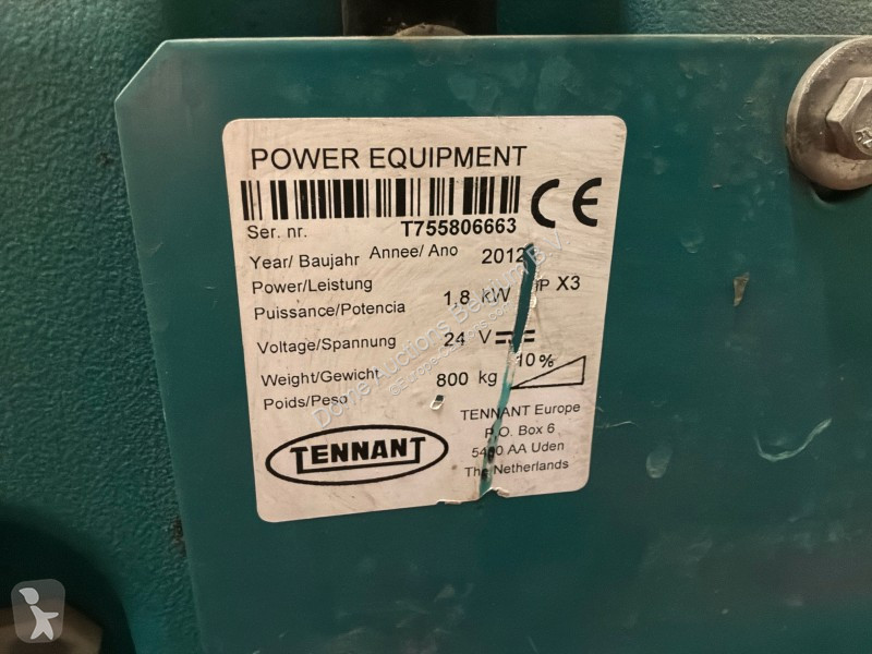 Engin de voirie Tennant T7