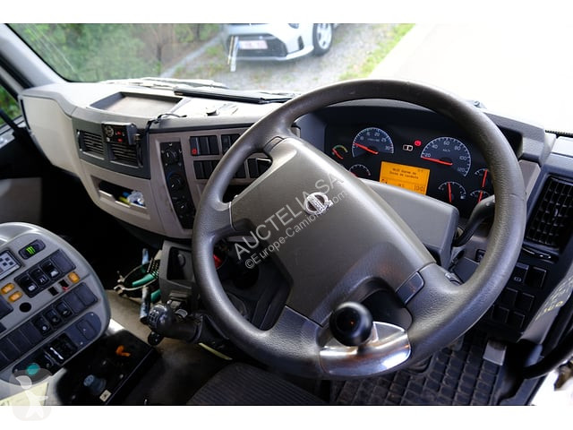 Silniční stroje Volvo