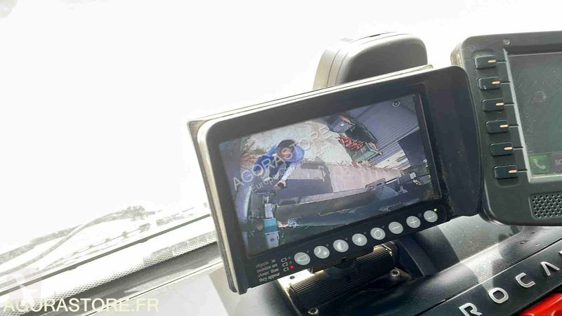 Útfenntartó-és-karbantartógép Iveco 120ELG20