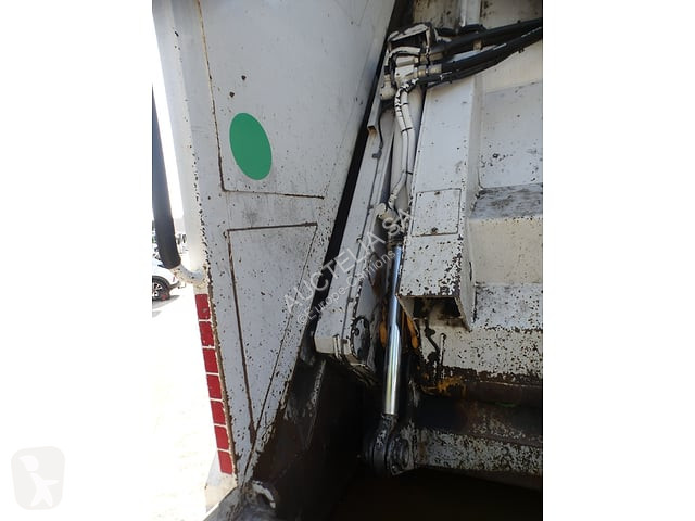 Vehículo de limpieza viaria Renault D19
