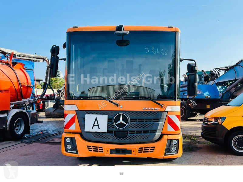 آلة لصيانة الطرق Mercedes ECONIC 2635 NGE-L62N...