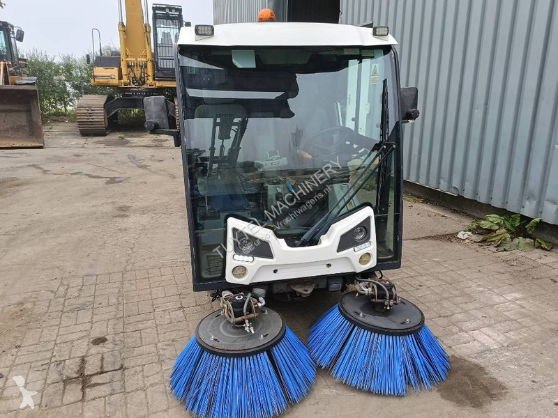 Bucher Schoerling C202 sweeper veegmachine...