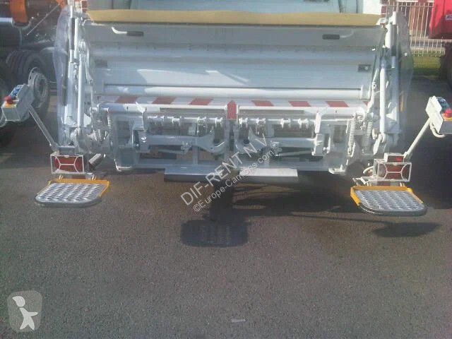 Maskine til vejarbejde Iveco 310