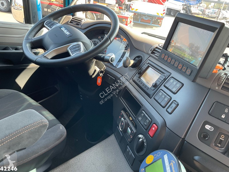 Gemeentevoertuig DAF FAG  340 Geesink 20m3...