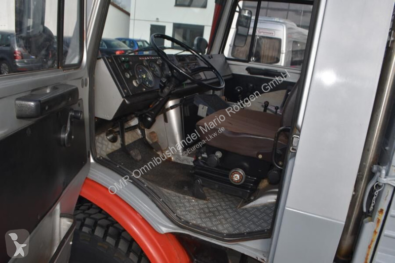 Silniční stroje Mercedes 424