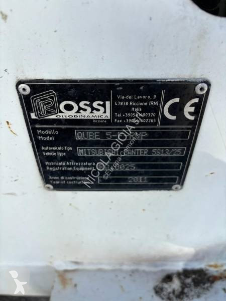 Silniční stroje Mitsubishi Fuso