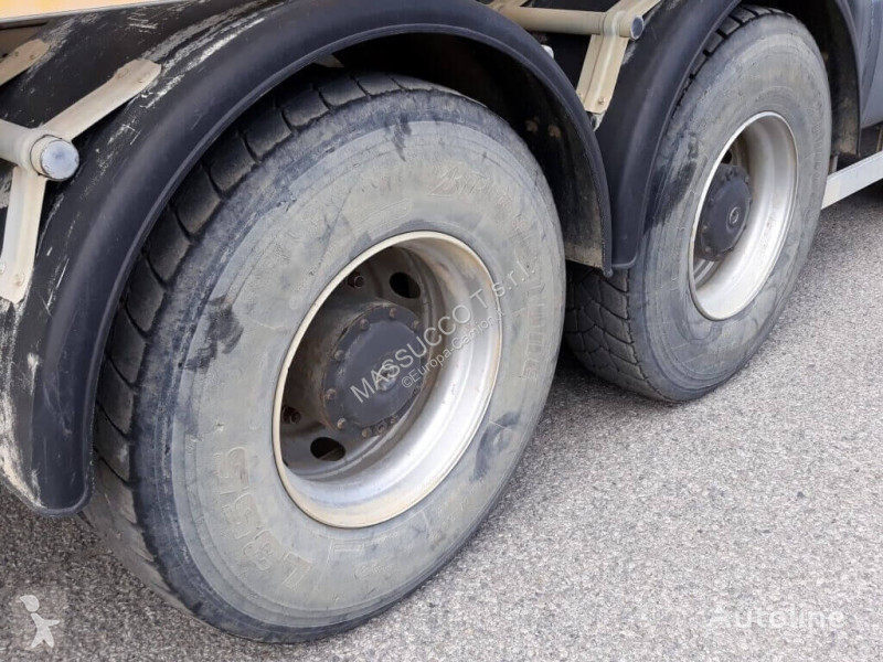 Silniční stroje Mercedes 4144