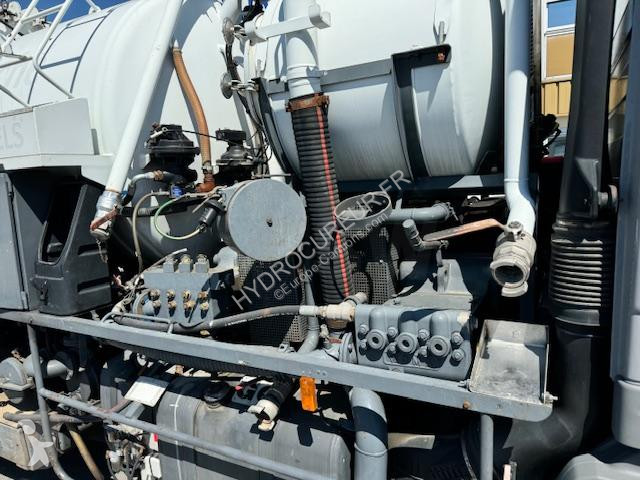 Silniční stroje Mercedes 2636