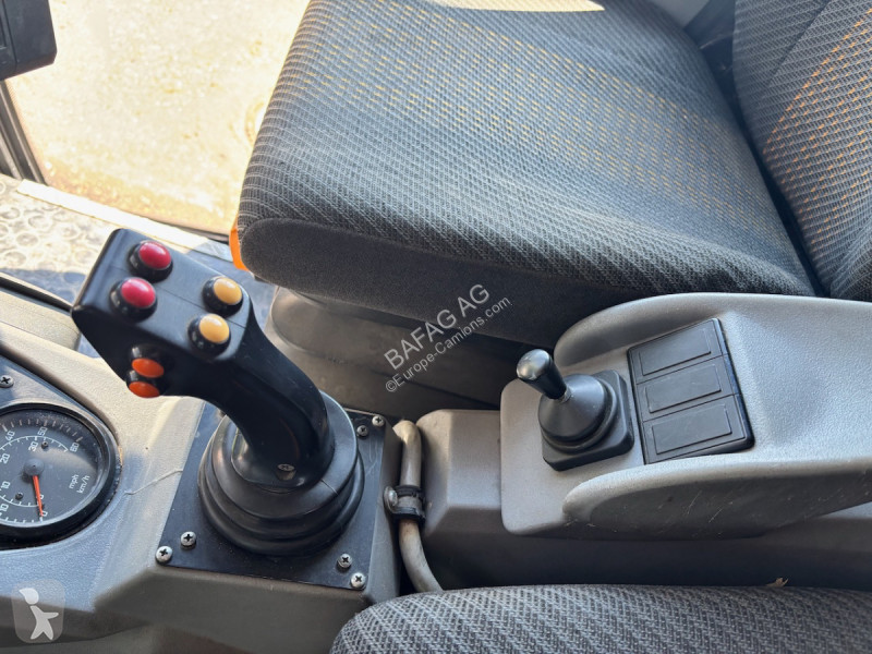 Silniční stroje Multicar tremo x56