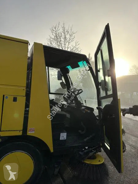 Gemeentevoertuig Aebi Schmidt MFH 2500...