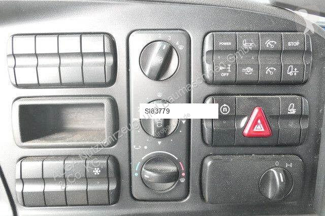 Utilaje pentru drumuri Mercedes 2532 L 6x2,...