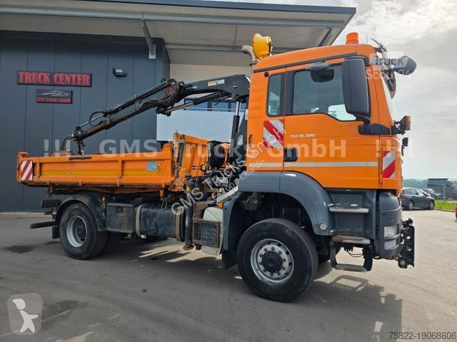 Vägmaskiner MAN TGS / 4X4 ALLRAD / Kipper + Kran