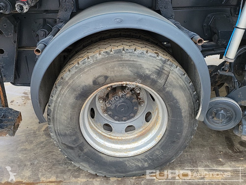 Utilaje pentru drumuri  LF220