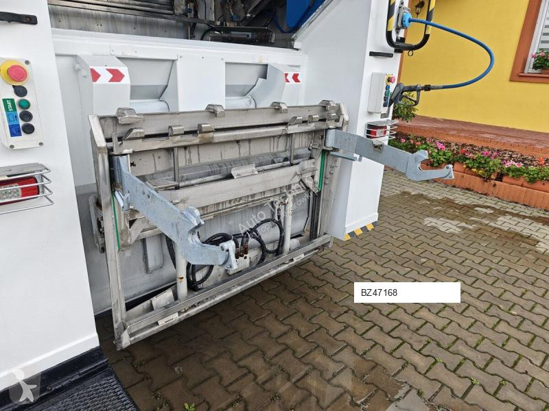 آلة لصيانة الطرق Renault Myjka Container washer...