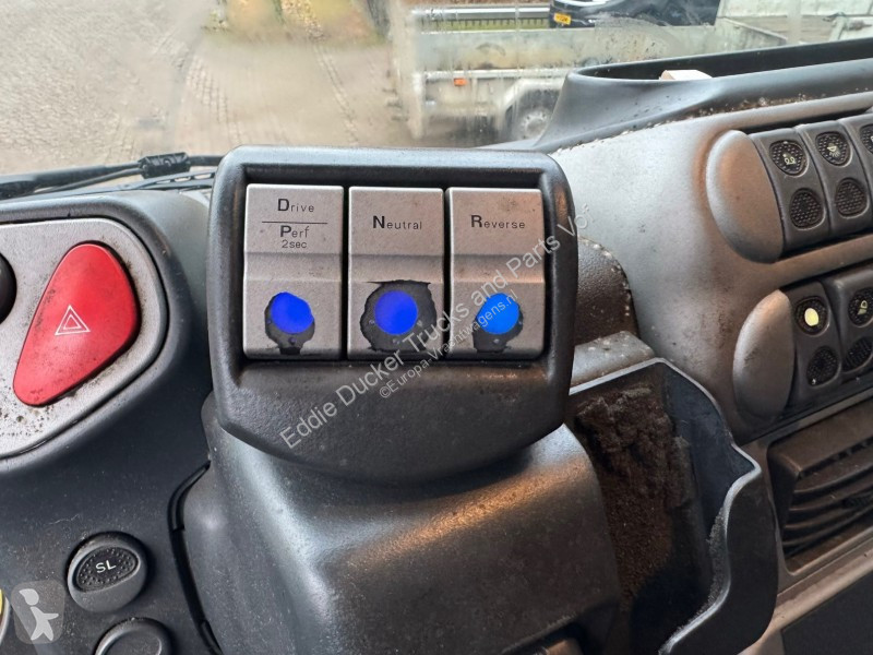آلة لصيانة الطرق Iveco STRALIS 270 CNG EURO 5