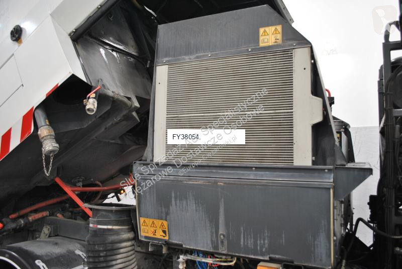آلة لصيانة الطرق Renault 2770Mth