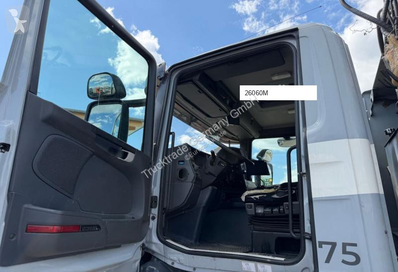Engin de voirie Scania 380.3