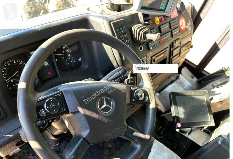 آلة لصيانة الطرق Mercedes 602 2635 6x2*4...