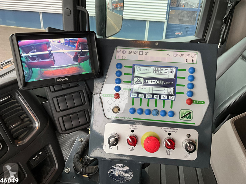 آلة لصيانة الطرق Scania P 320 Euro 6 arbage...