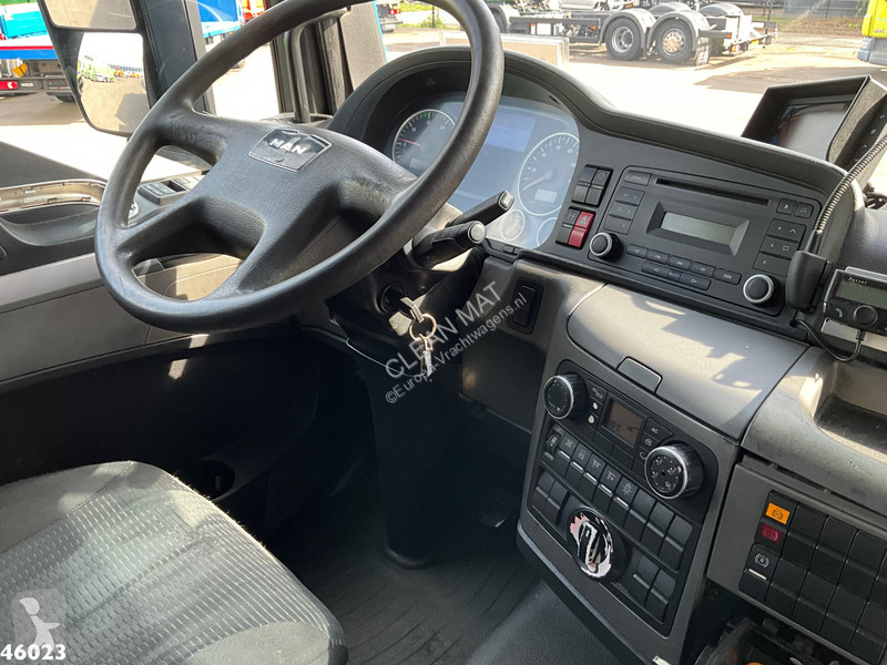 Engin de voirie MAN 26.320 VDK 22m³