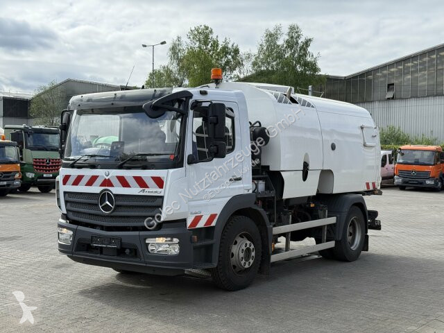 آلة لصيانة الطرق Mercedes ATEGO 1323...